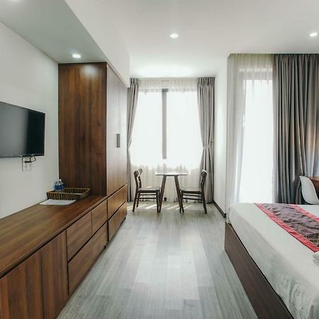 Royal Lion Hotel & Apartment Дананг Екстериор снимка