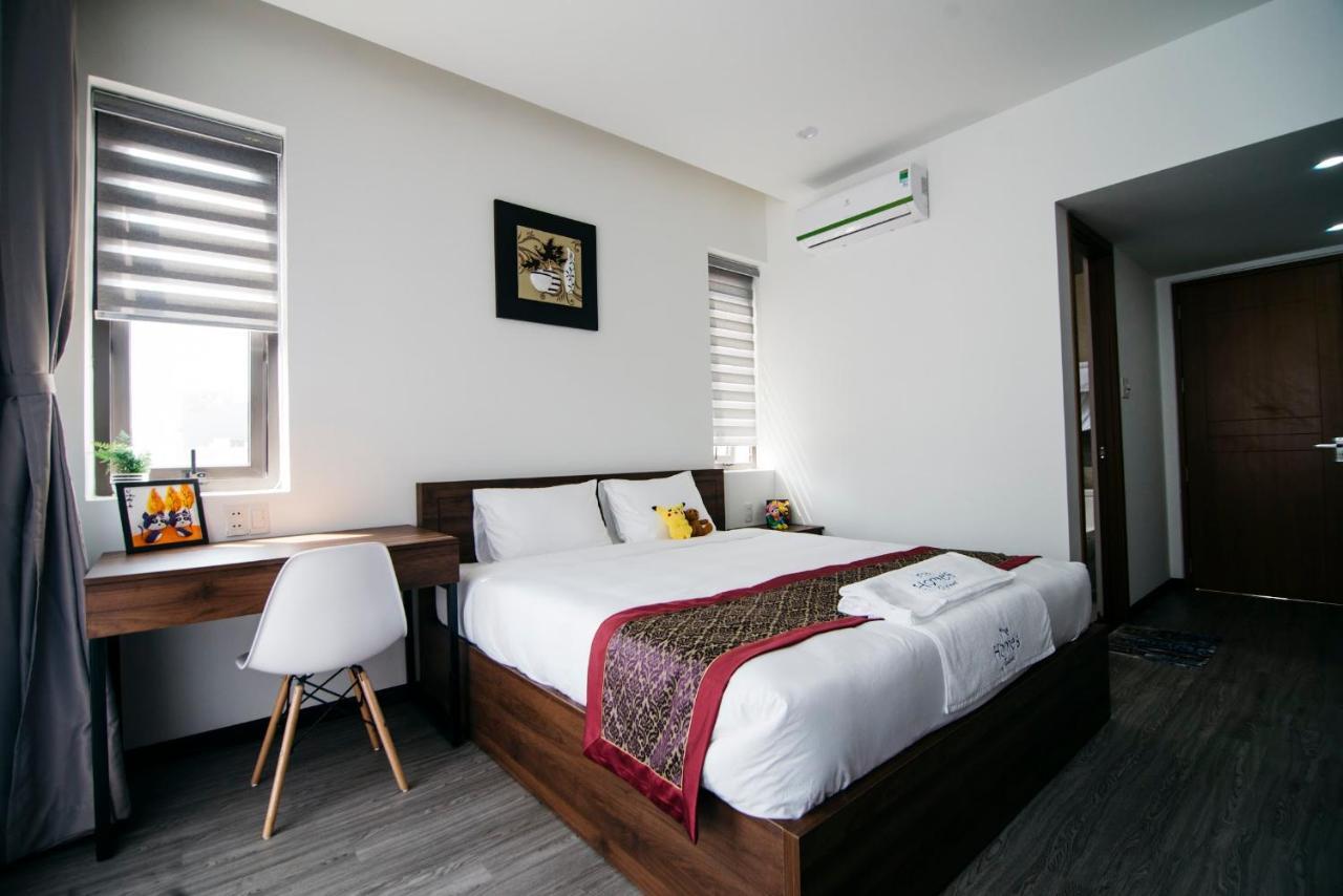 Royal Lion Hotel & Apartment Дананг Екстериор снимка