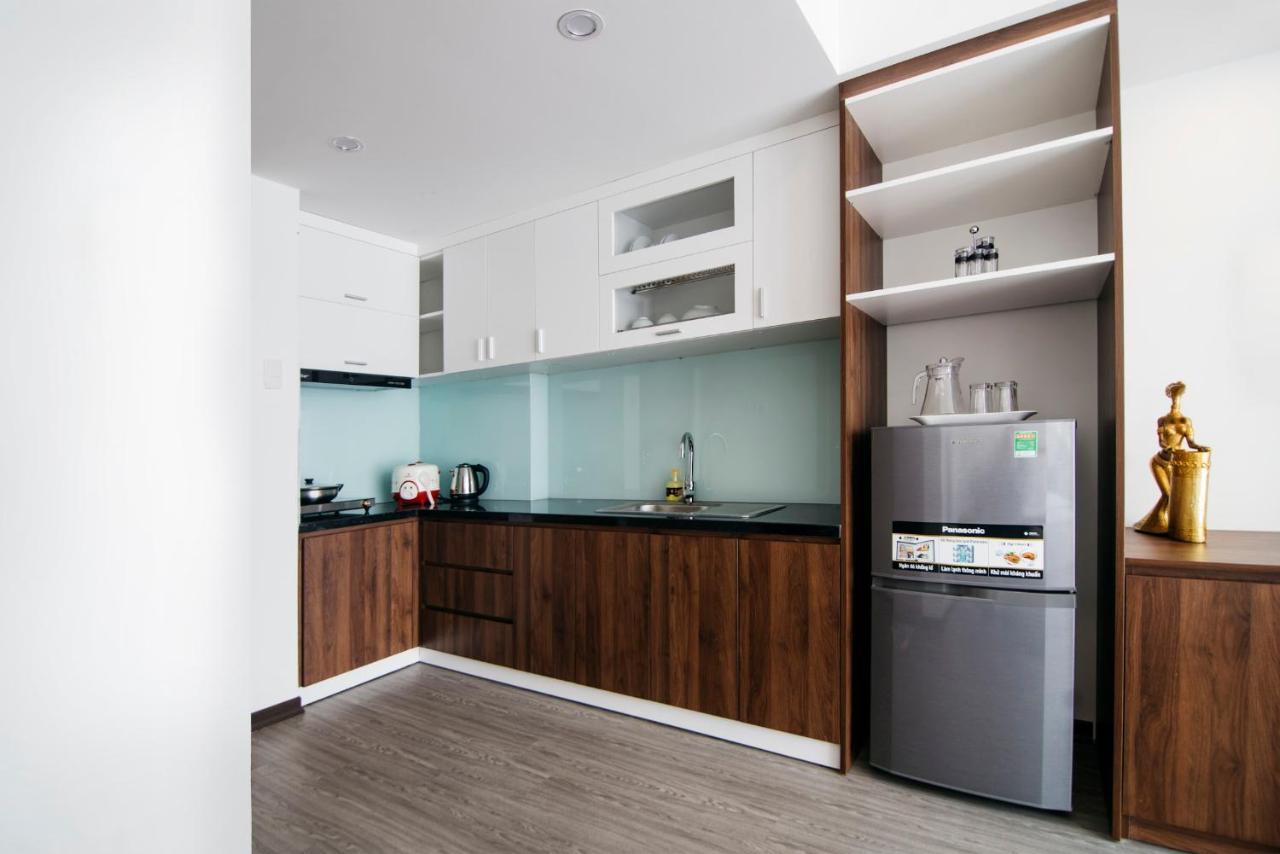 Royal Lion Hotel & Apartment Дананг Екстериор снимка