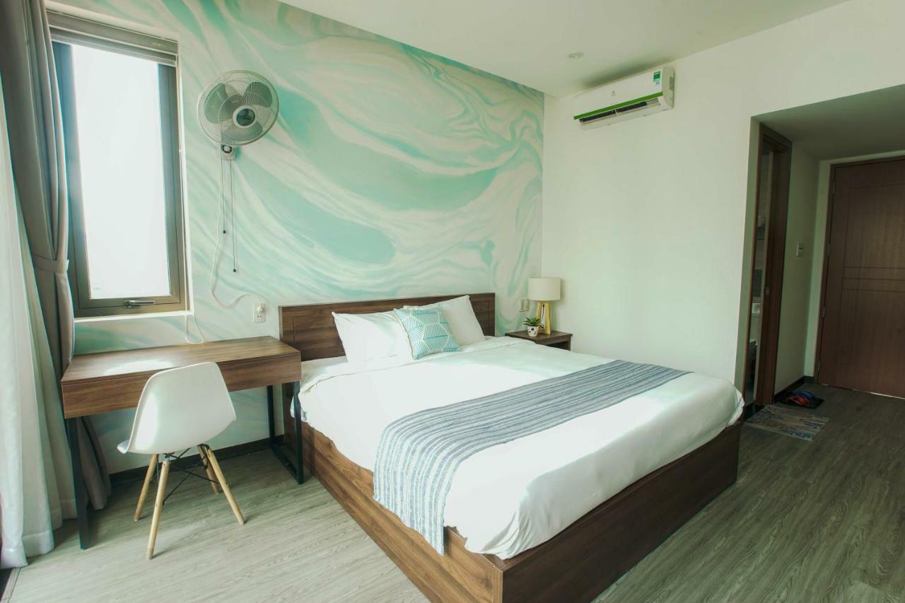 Royal Lion Hotel & Apartment Дананг Екстериор снимка