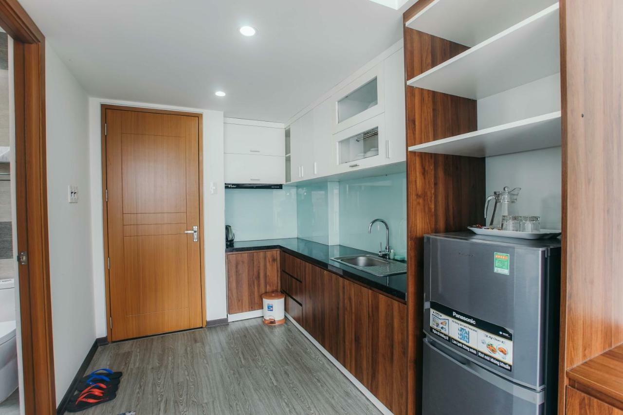 Royal Lion Hotel & Apartment Дананг Екстериор снимка