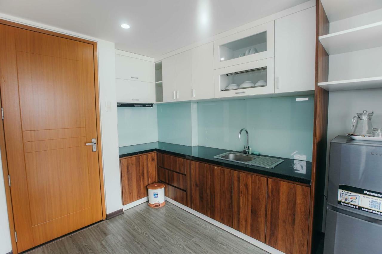 Royal Lion Hotel & Apartment Дананг Екстериор снимка