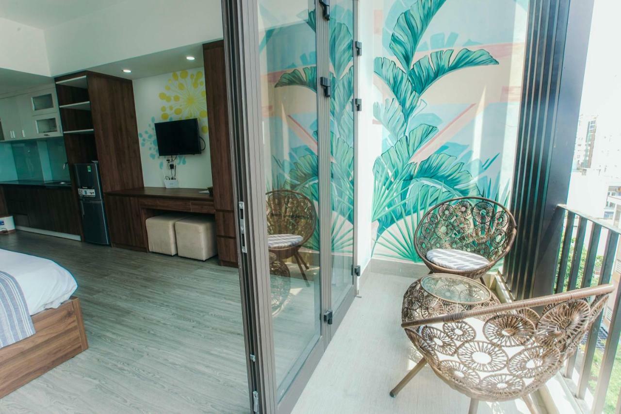 Royal Lion Hotel & Apartment Дананг Екстериор снимка