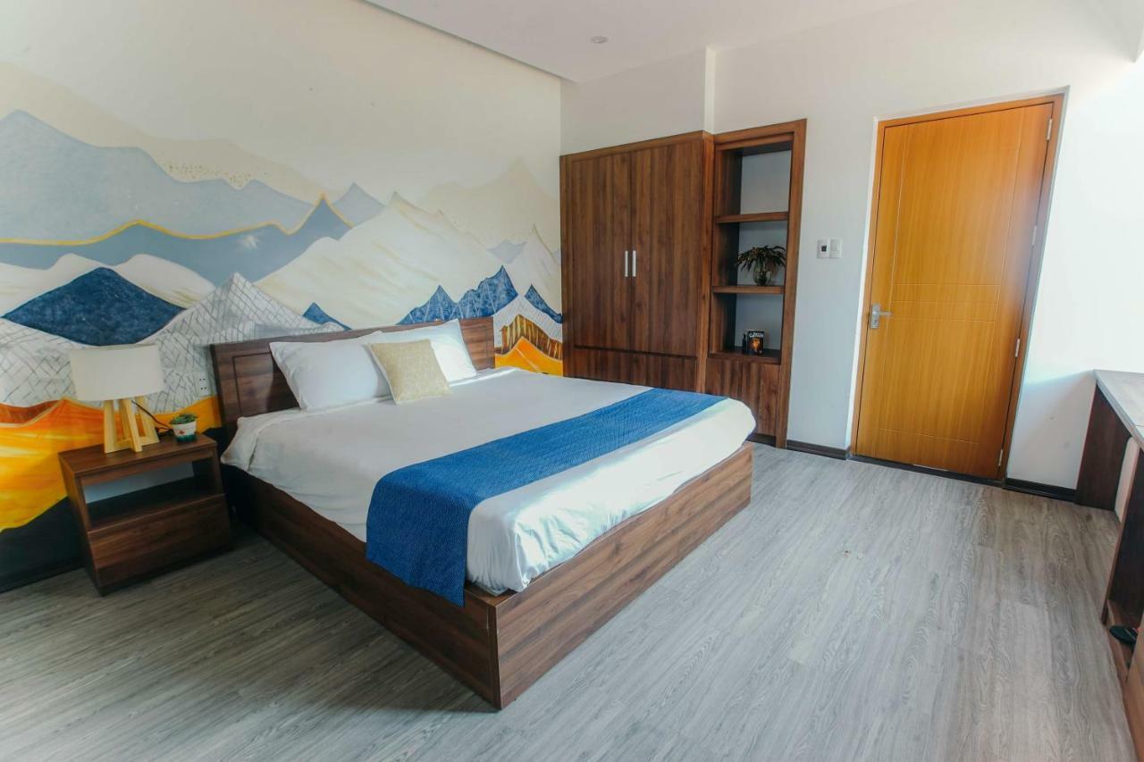 Royal Lion Hotel & Apartment Дананг Екстериор снимка