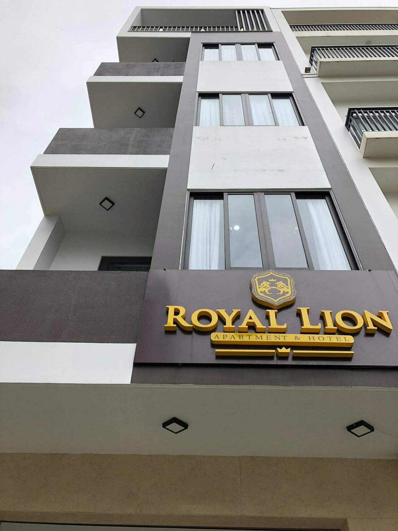 Royal Lion Hotel & Apartment Дананг Екстериор снимка